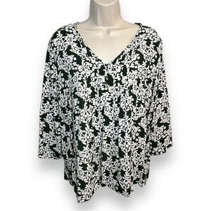 Fun2Fun Women’s Maley Pleated Detail Blouse Olive/White Size 2X